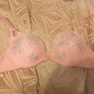 Victoria’s Secret Sparkling bra